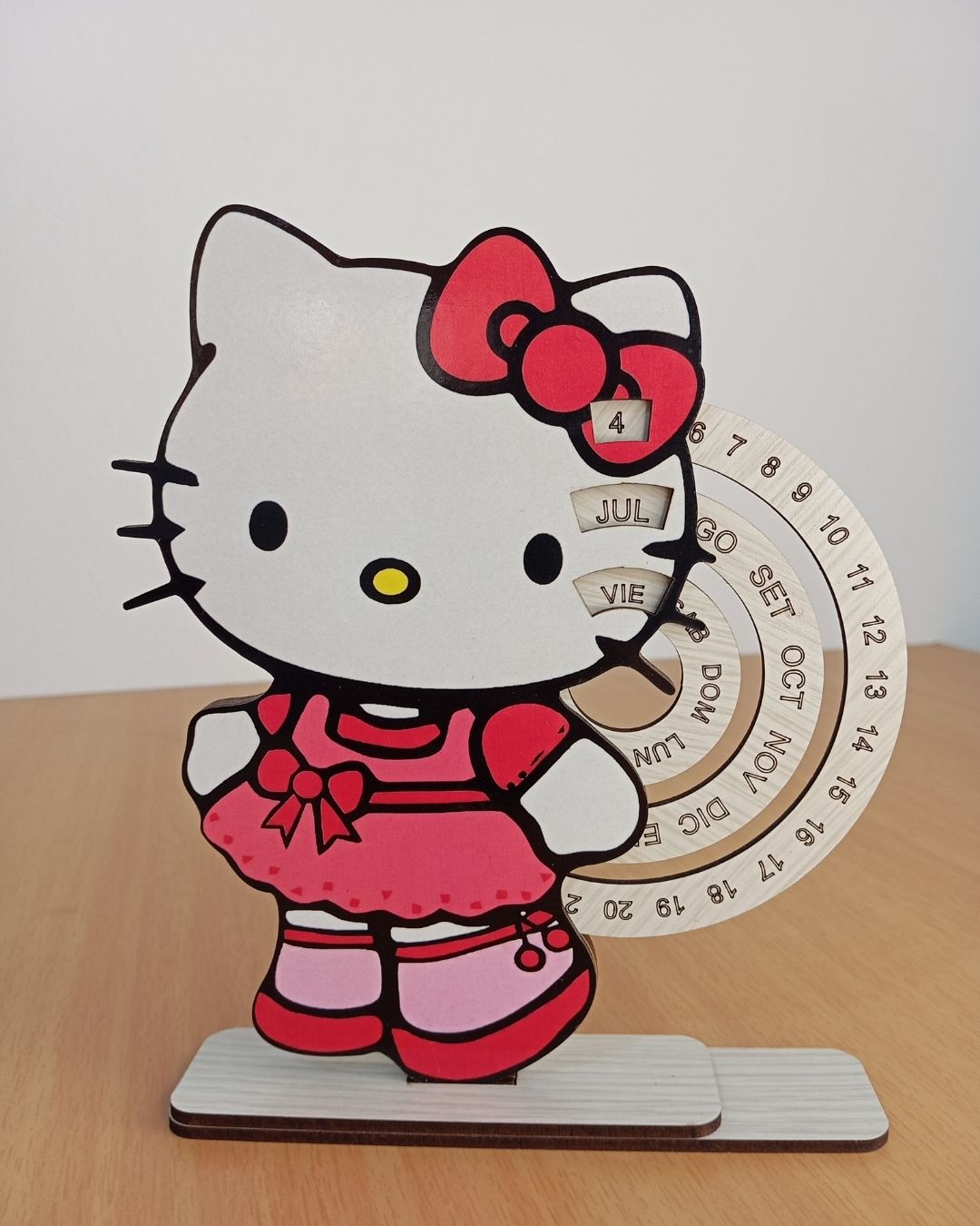 Calendario Infinito Decorativo de Madera MDF - HELLO KITTY